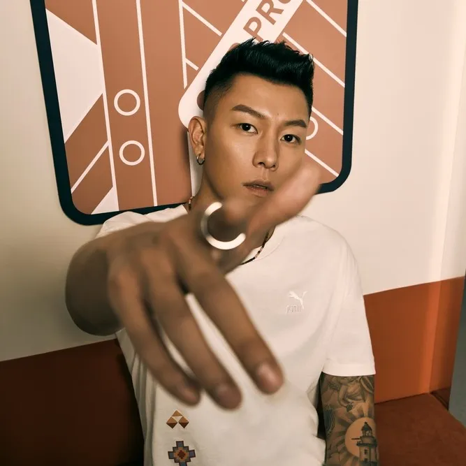 PUMA 短T 流行系列 DOWNTOWN 湖綠 橘LOGO 短袖 T恤 男 53824884 歷史價格詳細信息