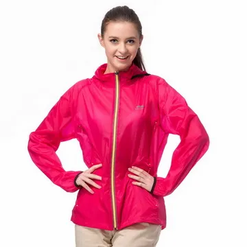 《Sasaki》(女款)冰絲涼感抗紫外線彈力棉質圓領短衫/643035 歷史價格詳細信息