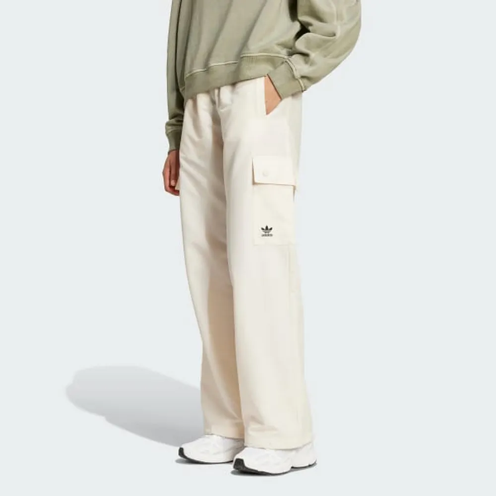 Adidas ESS Woven Cargo IX9973 女 長褲 工裝風 運動 休閒 三葉草 寬鬆 咖啡 歷史價格詳細信息