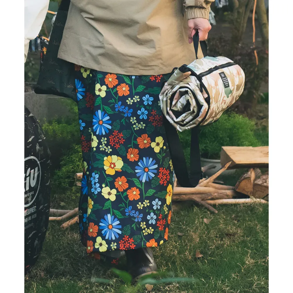 日本KIU 212-169 迷幻花園 抗UV透氣防水裙 內有腰圍調整扣 攤開變野餐巾 附收納袋 歷史價格詳細信息