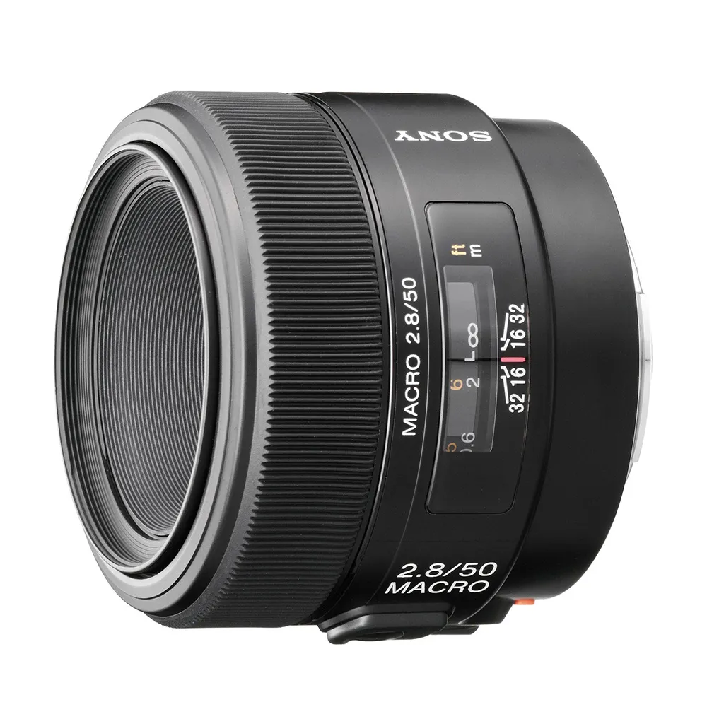 50mm 鏡頭 A.TOPCON UV F2.0。 B.Fujinon。C.Yashica F2. D,Zeiss 歷史價格詳細信息
