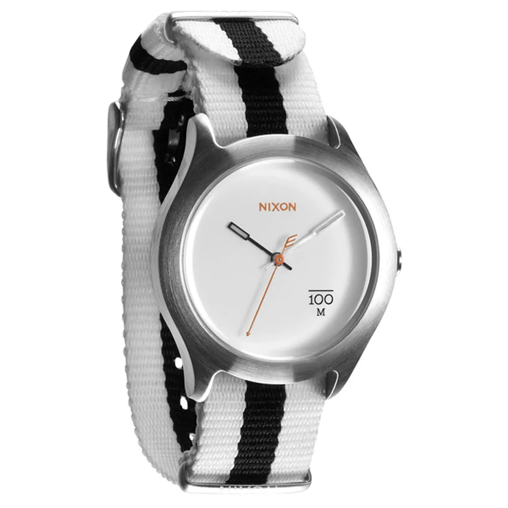 NIXON The BAJA 核心啟程多功能概念運動錶 (紅黑) 歷史價格詳細信息