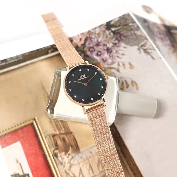 【Daniel Wellington】DW 手錶 Petite Lumine Bezel 28mm 星環珠寶式鎏金錶-兩色任選(DW00100664) 歷史價格詳細信息