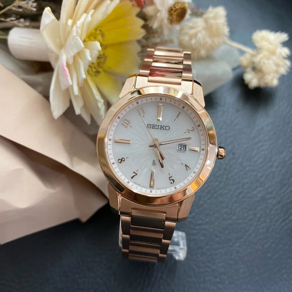 SEIKO 精工 LUKIA 廣告款探索自我太陽能女錶-V137-0DL0K(SUT414J1) 歷史價格詳細信息
