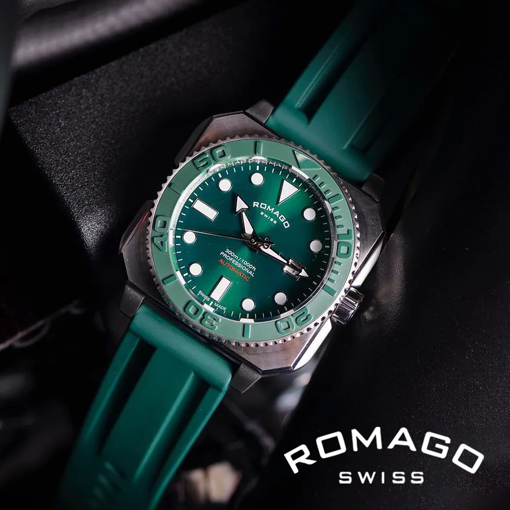 ROMANO專櫃 酒紅色拉鍊零錢包 歷史價格詳細信息