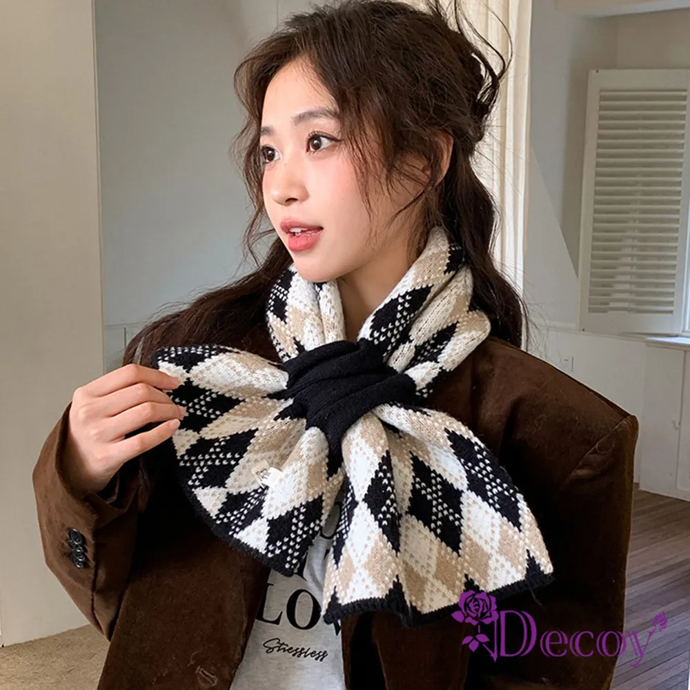 【Decoy】菱格拼色＊一字外搭毛線披肩罩衫 歷史價格詳細信息