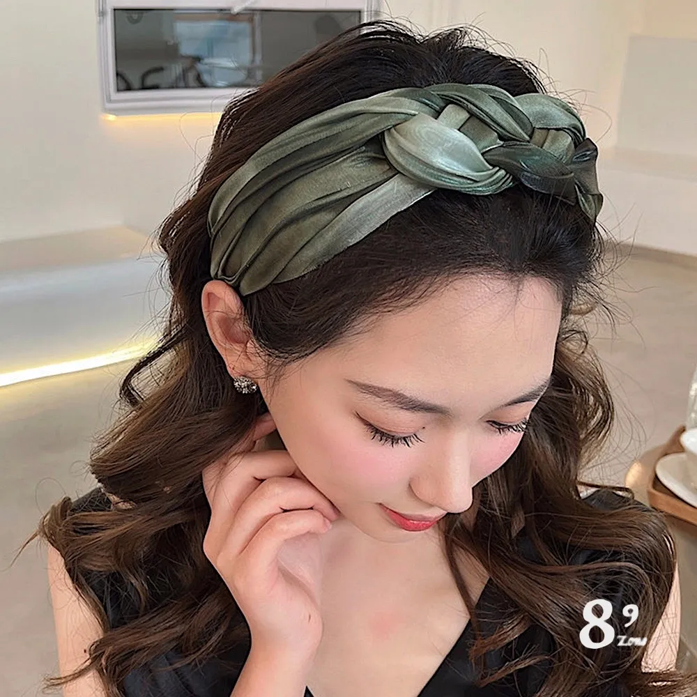 【89 zone】法式貴氣珠珠珍珠 髮飾 頭飾 飾品 髮箍 1 入(不挑款/混色隨機出貨) 歷史價格詳細信息