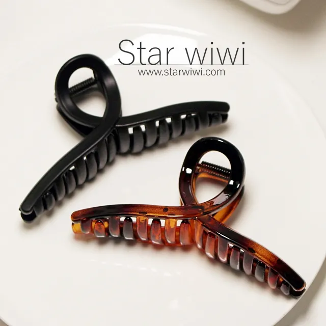 【Star wiwi】經典交叉造型大鯊魚夾《髮飾 • 髮夾》《2入組》《黑色款》 歷史價格詳細信息