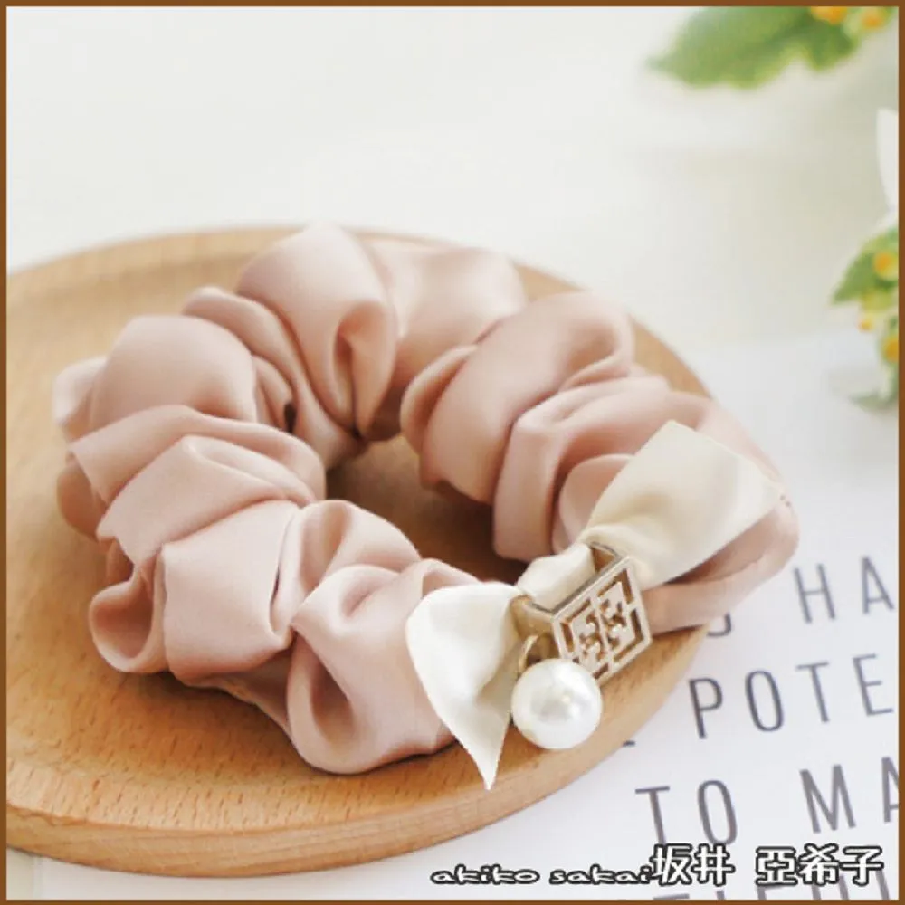 『坂井．亞希子』典雅網紗珍珠蝴蝶結造型髮簪 歷史價格詳細信息