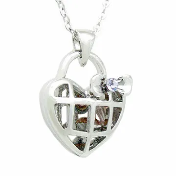 【Charme】鏤空花朵水晶鑽仿珠 耳環 黑金 歷史價格詳細信息