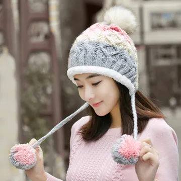 【幸福揚邑】雙吊球造型雙層保暖護耳小顏拚色毛球針織毛線帽-粉 歷史價格詳細信息