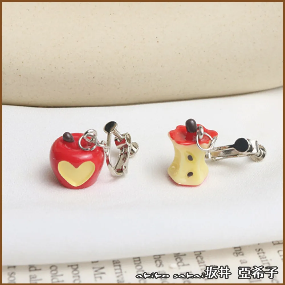 『坂井．亞希子』搞怪迷你小小人KUSO耳環 歷史價格詳細信息