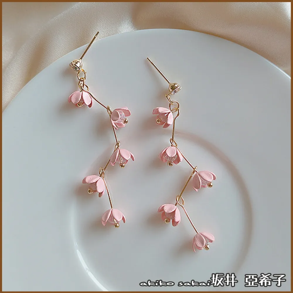 『坂井．亞希子』925銀針冬季感溫暖絨毛圓圈耳環 歷史價格詳細信息