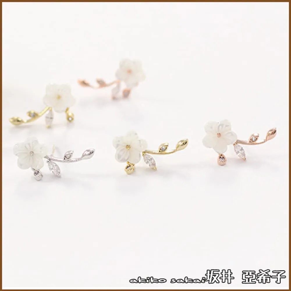 『坂井．亞希子』925銀針冬季感溫暖絨毛圓圈耳環 歷史價格詳細信息