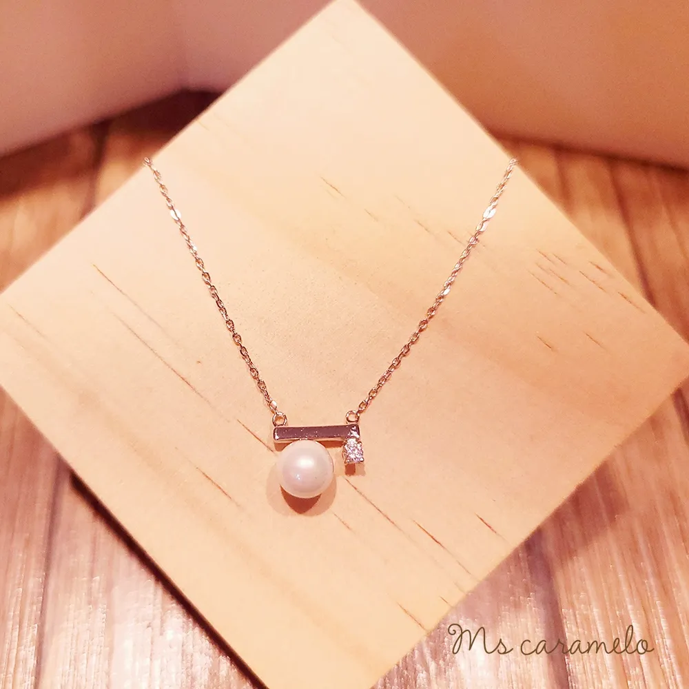 【焦糖小姐 Ms caramelo】925純銀 巴黎鐵塔鋯石項鍊 歷史價格詳細信息