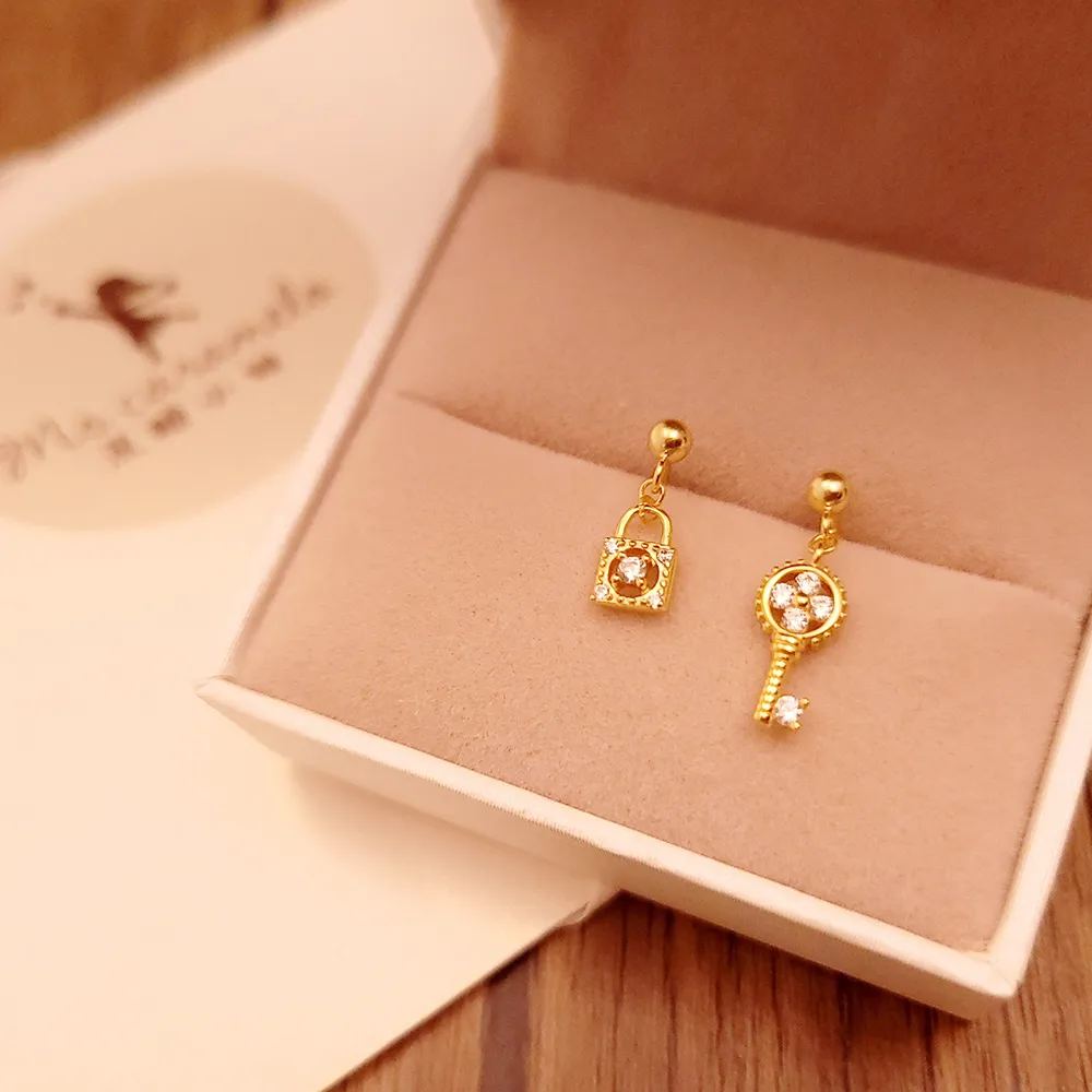 【焦糖小姐 Ms caramelo】925純銀 鋯石耳環 歷史價格詳細信息