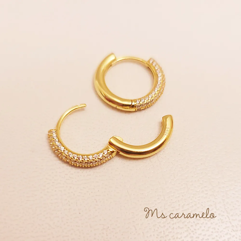 【焦糖小姐 Ms caramelo】 925純銀鍍K黃 鋯石耳環(貝珠耳環) 歷史價格詳細信息