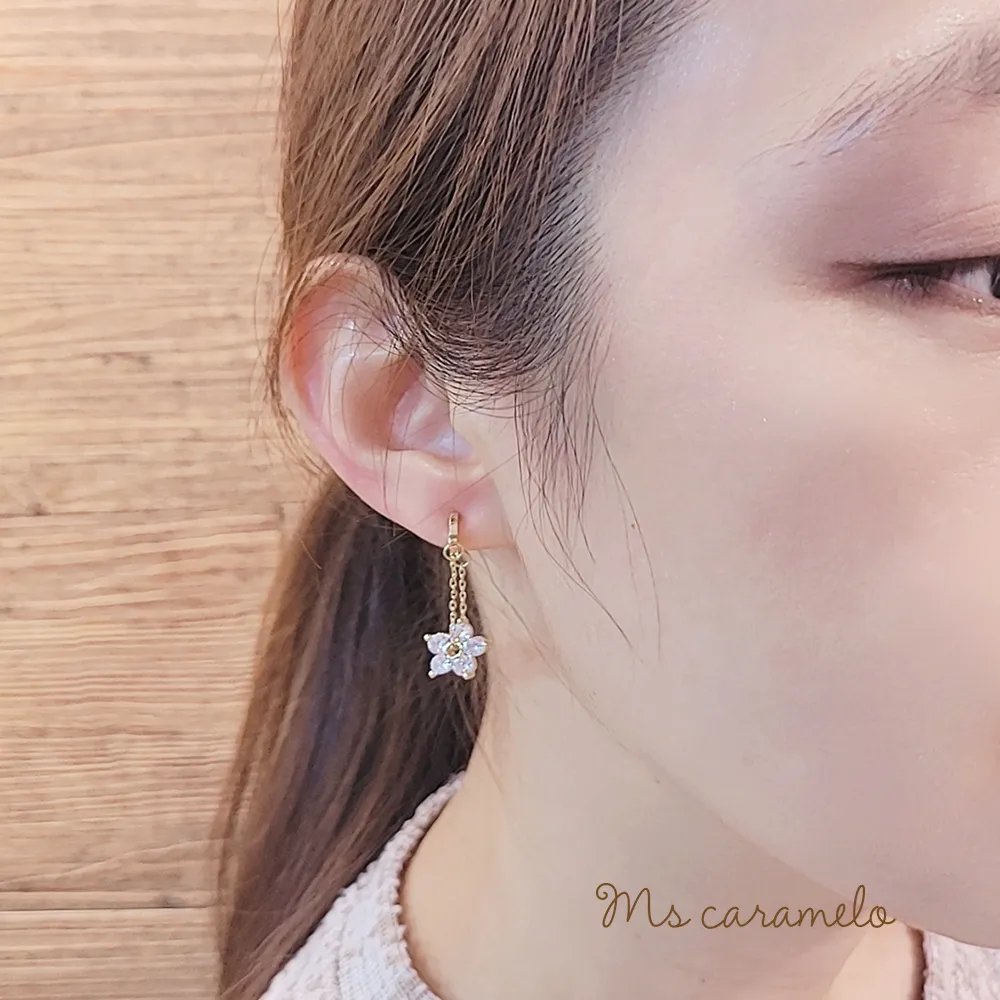 【焦糖小姐 Ms caramelo】夾式 鋯石耳環 歷史價格詳細信息