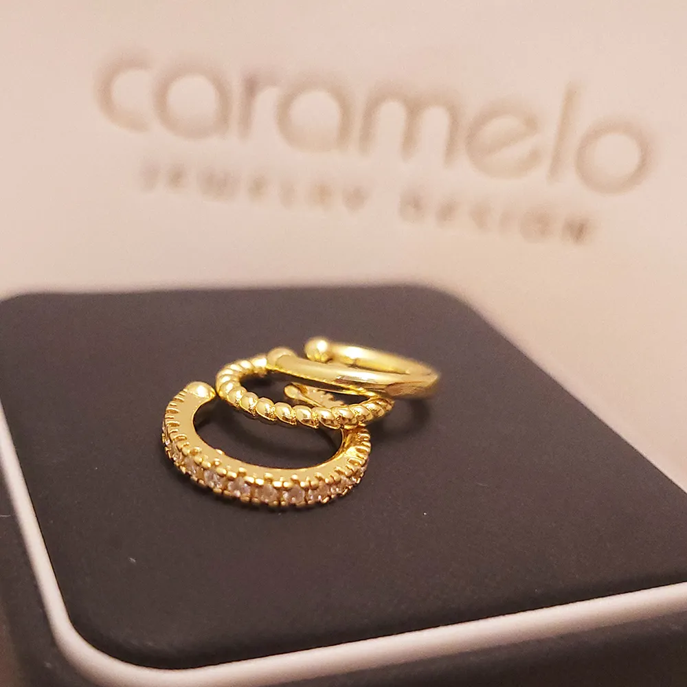 【焦糖小姐 Ms caramelo】耳骨夾 鋯石貝珠耳環 歷史價格詳細信息