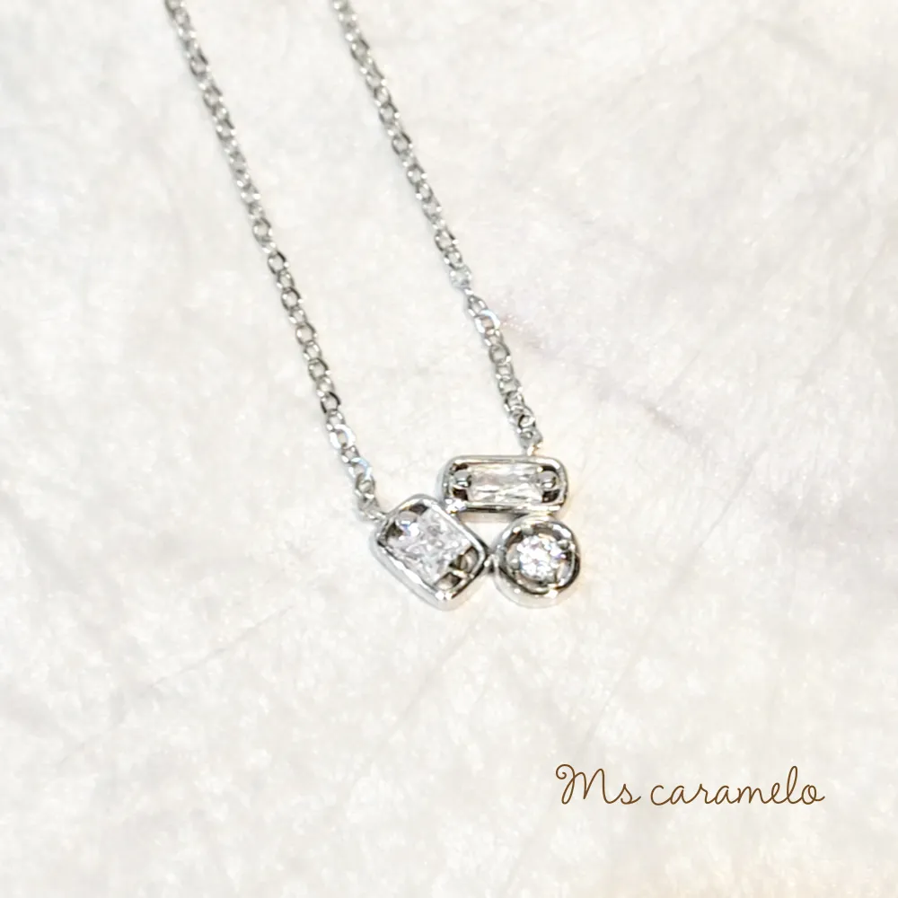 【焦糖小姐 Ms caramelo】925純銀鍍K白 鋯石耳環 貝珠耳環 歷史價格詳細信息