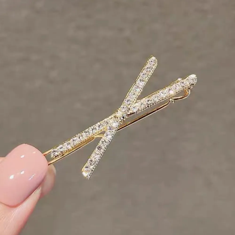 【L.Elegant】日系甜美馬卡龍色 毛絨髮夾 瀏海髮夾2入組 M1076 歷史價格詳細信息