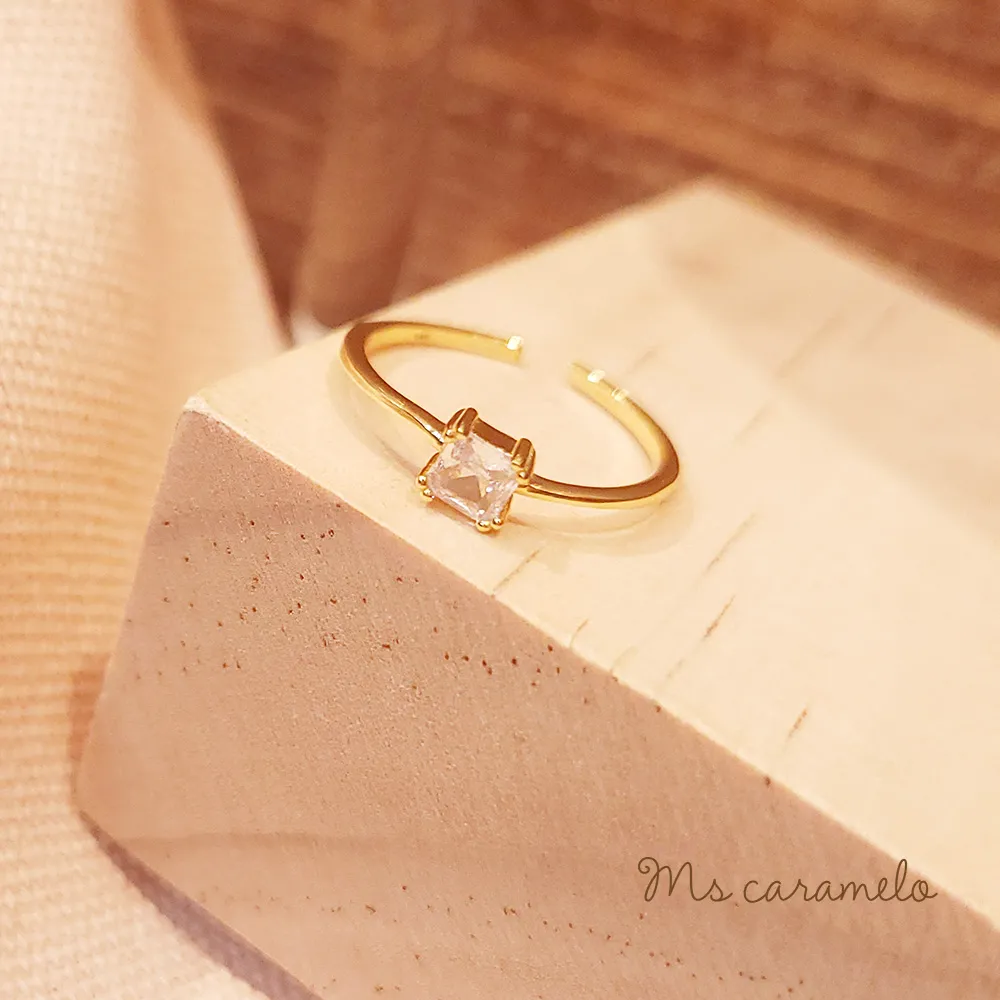 【焦糖小姐 Ms caramelo】925純銀鍍14K黃 淡水珍珠耳環(日風設計珍珠耳環) 歷史價格詳細信息