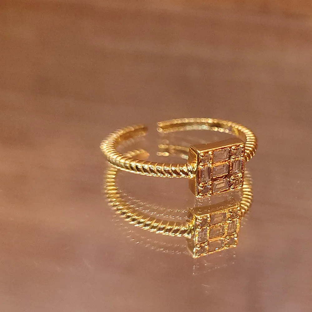 【焦糖小姐 Ms caramelo】925純銀鍍14K黃 淡水珍珠耳環(日風設計珍珠耳環) 歷史價格詳細信息