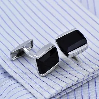 VIVI 時尚經典袖扣~ 附原廠包裝盒！(編號 J97) 歷史價格詳細信息