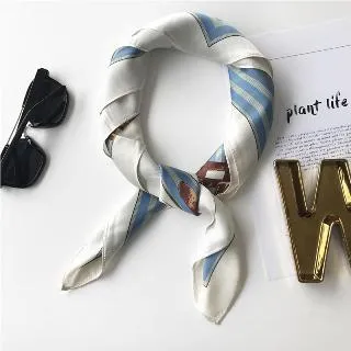 vivi時尚絲巾，春秋夏天新款百搭領巾，小方巾032402卡其咖 歷史價格詳細信息