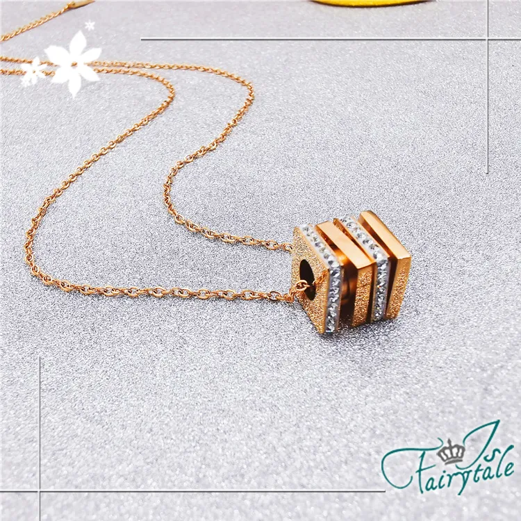 【伊飾童話】方塊晶鑽＊鈦鋼優雅雙層短頸項鍊/金 歷史價格詳細信息