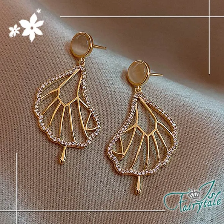 【伊飾童話】銀葉珍珠＊亮麗白銀銅鍍30銀項鍊 歷史價格詳細信息