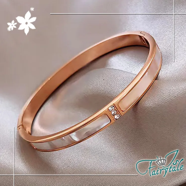 【伊飾童話】三葉花冰晶＊水鑽珍珠別針胸針/2色可選 歷史價格詳細信息