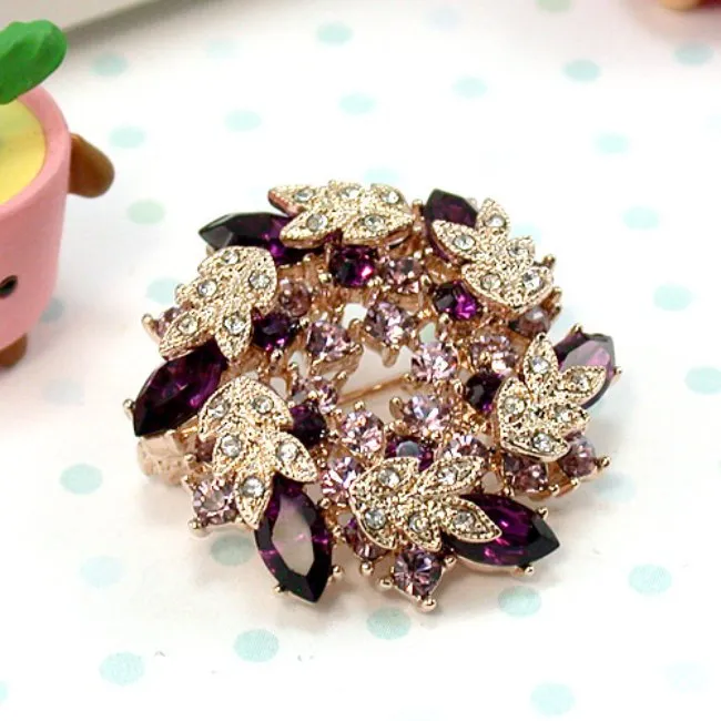 【伊飾晶漾】蝴蝶招展＊流線晶鑽胸針 歷史價格詳細信息