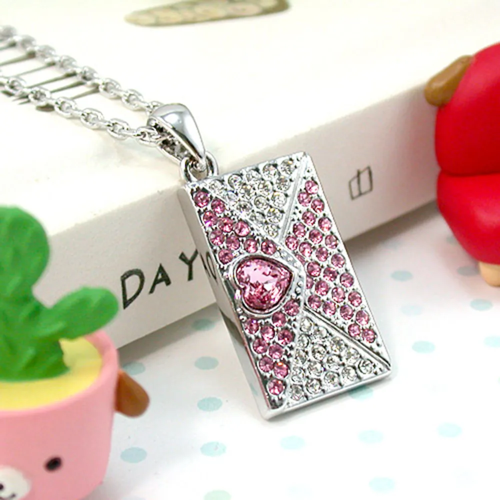 【伊飾晶漾】蝴蝶招展＊流線晶鑽胸針 歷史價格詳細信息