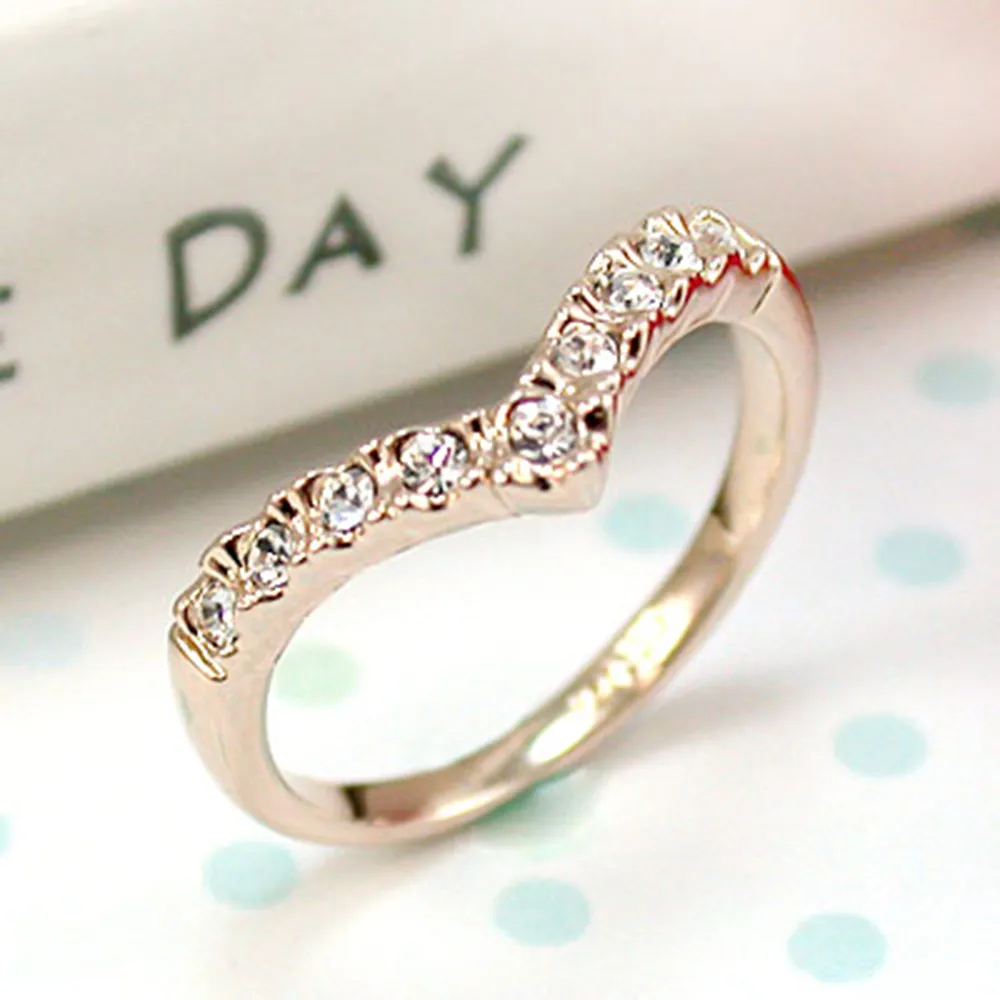 【伊飾晶漾】蝴蝶招展＊流線晶鑽胸針 歷史價格詳細信息