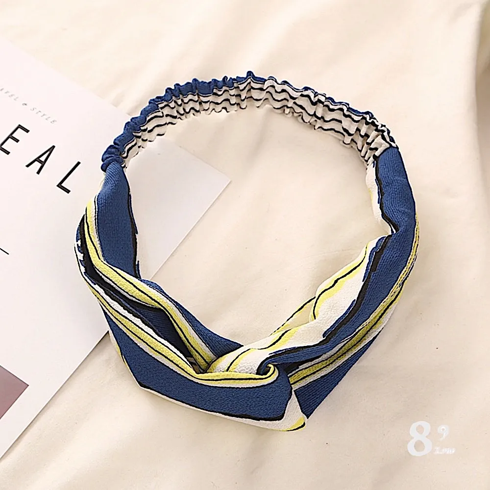 【89 zone】法式古典交叉氣質寬氣質 髮飾 頭飾 飾品  造型器 編髮器 頭巾 髮束 髮帶 1 入(啡/卡其/灰) 歷史價格詳細信息