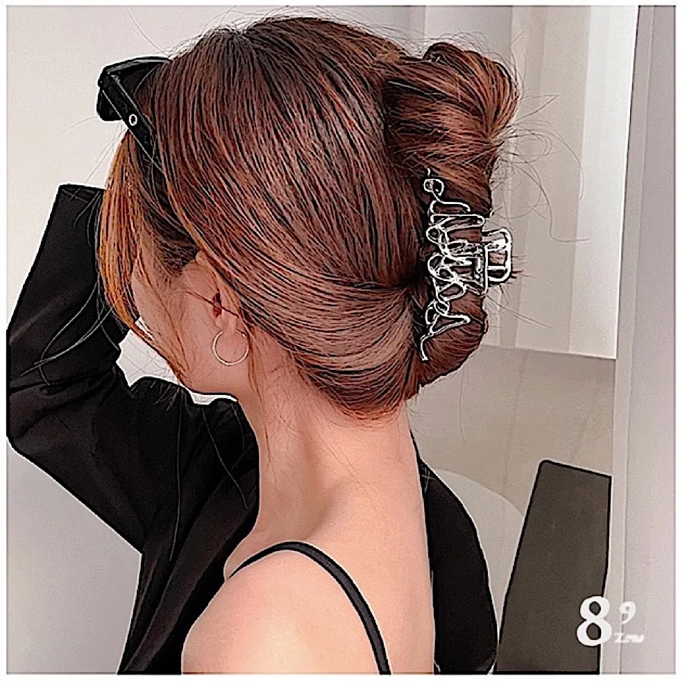 不規則個性A字短褲褲裙短褲 遮胯半身裙女秋季20新款高腰設計感小眾包臀裙黑色A字短裙褲子27358-哈囉好物 歷史價格詳細信息