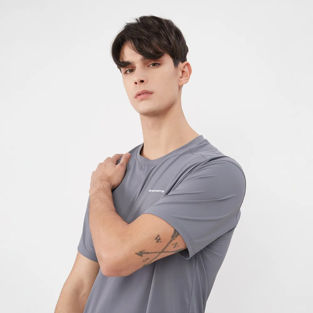 GIORDANO 童裝涼感短袖上衣 字母印花 BLACK&WHITE系列 03323215 歷史價格詳細信息