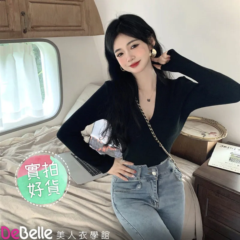 《DeBelle美人衣學館》春秋薄款法式OL設計款V領長袖緞面白襯衫 歷史價格詳細信息