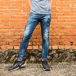 【SCORPION】清爽藍色窄管牛仔褲 歷史價格詳細信息