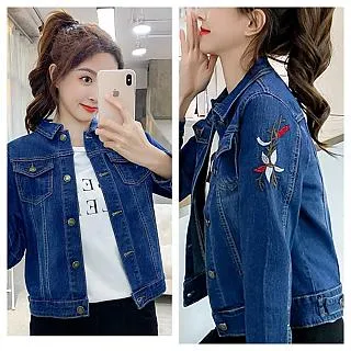 AKARA 牛仔工坊小花園藝拼接過膝牛仔裙(牛仔裙 長裙 繡花 中大尺碼) 歷史價格詳細信息