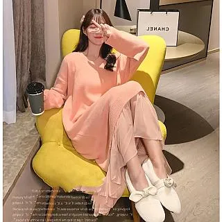 【秘密衣櫥】設計感斜領露肩長袖針織衫 歷史價格詳細信息