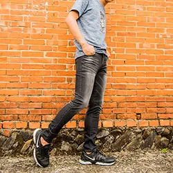 【SCORPION】斜邊切割造型休閒短褲-共二色 歷史價格詳細信息