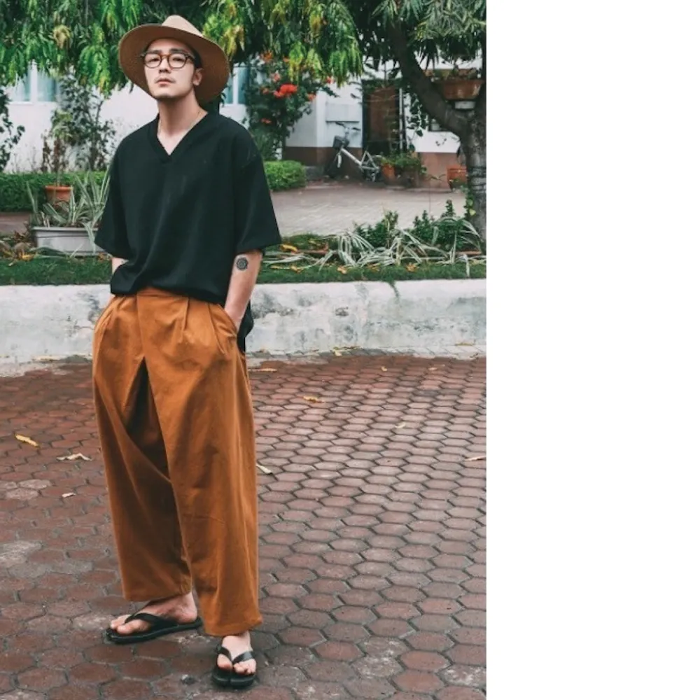 【AMERO】男裝 女裝 V領長袖毛衣 足球風 情侶裝 歷史價格詳細信息