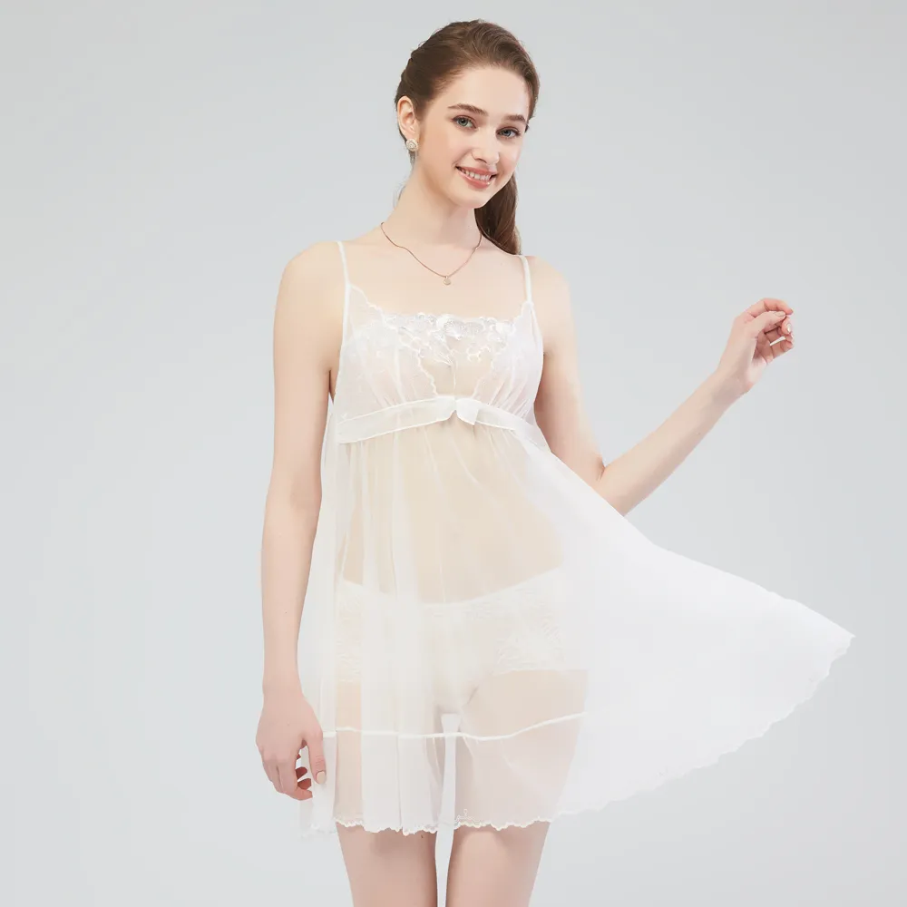 【思薇爾】夜巴黎系列連身模杯蕾絲性感小夜衣(黑色) 歷史價格詳細信息