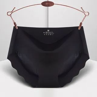 日系防夾臀冰絲無痕內褲 美臀舒適蠶絲褲襠 淺紫 歷史價格詳細信息