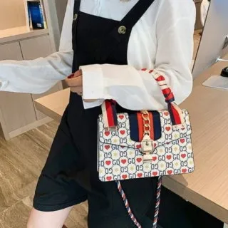 GIFT-白色大款-韓版GD名媛斜跨手提海軍包 價格比較,價格查詢,歷史價格詳細信息