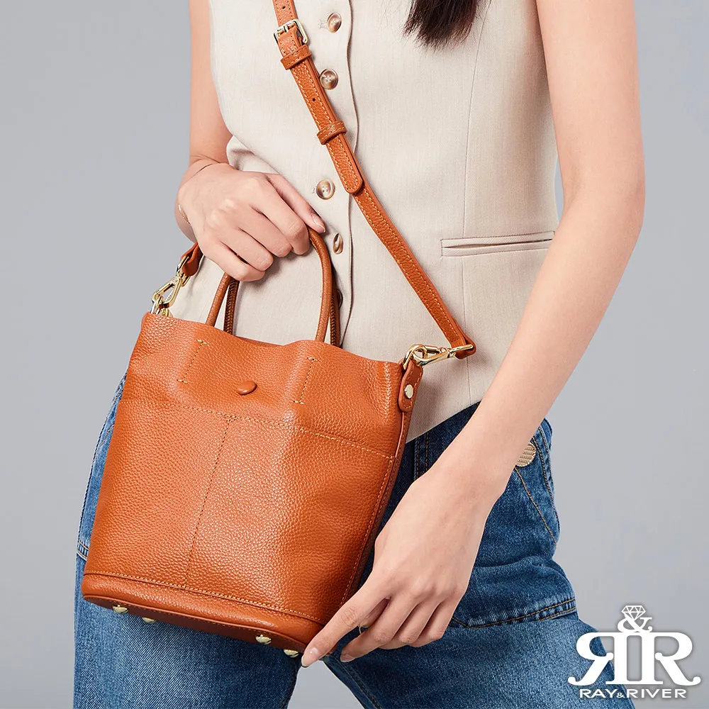 2R 托斯卡尼Toscani牛皮流蘇瑪歌包 摩登黑 歷史價格詳細信息