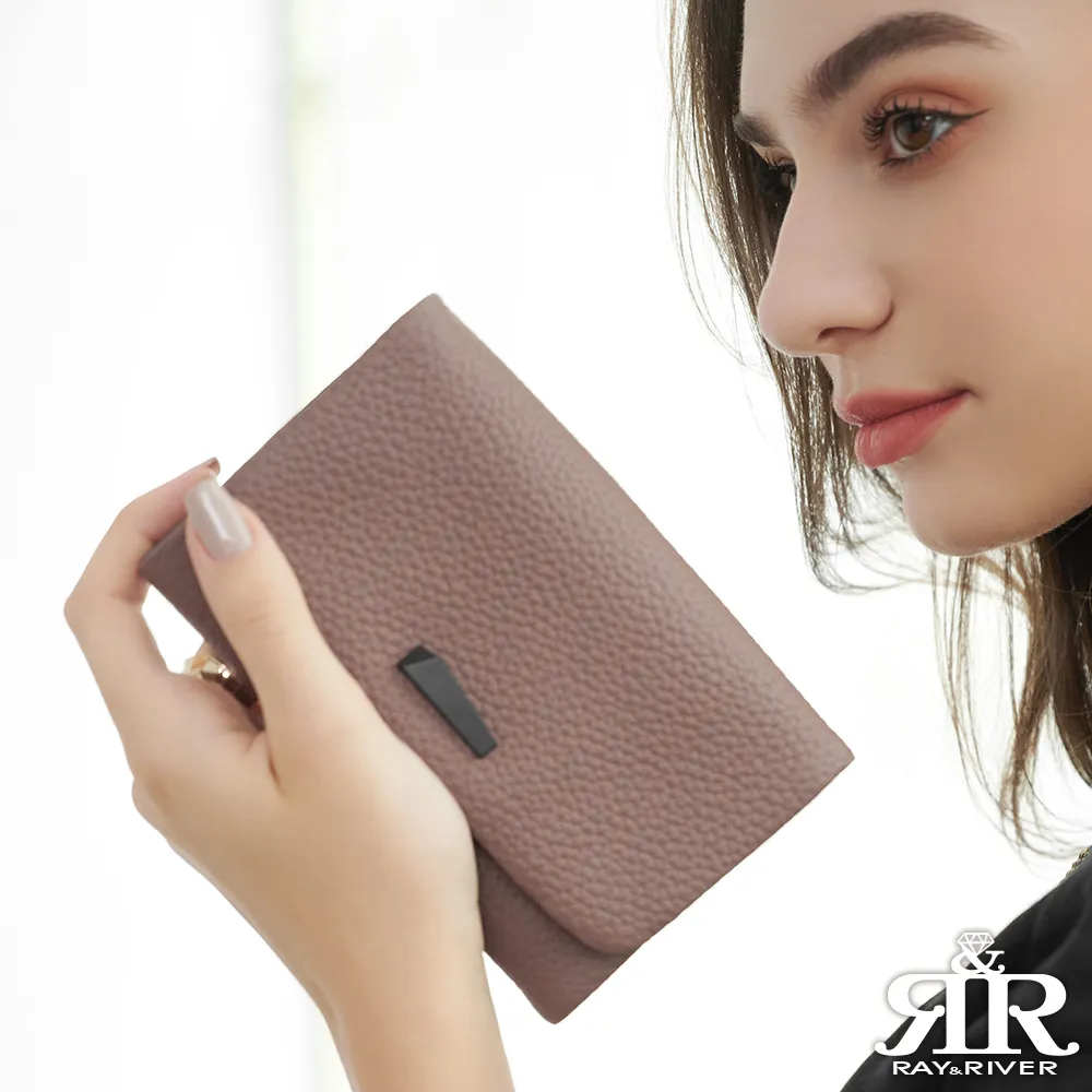 2R 芬芳牛皮Caviar菱格翻蓋斜背長夾 名媛黑 歷史價格詳細信息