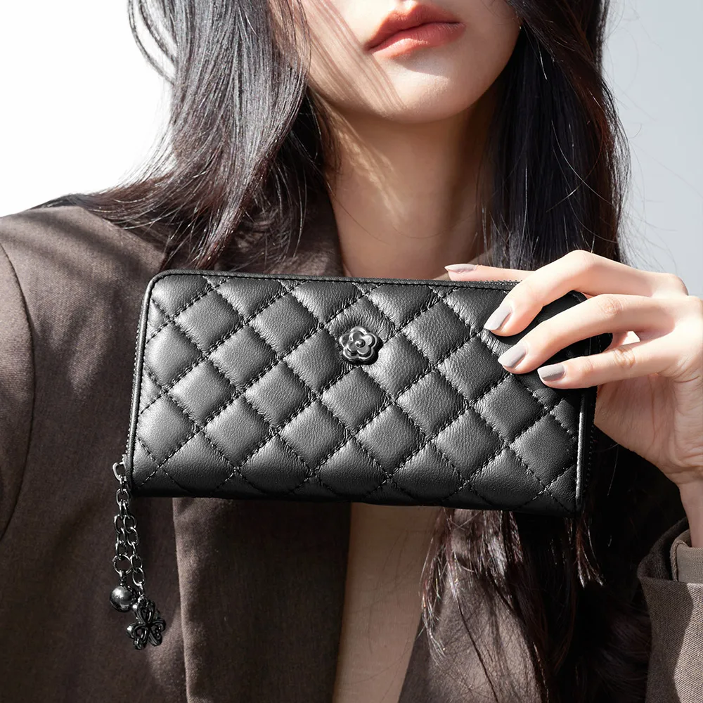 2R 綿霜羊皮KOKO極軟菱格長夾 氣質黑 歷史價格詳細信息